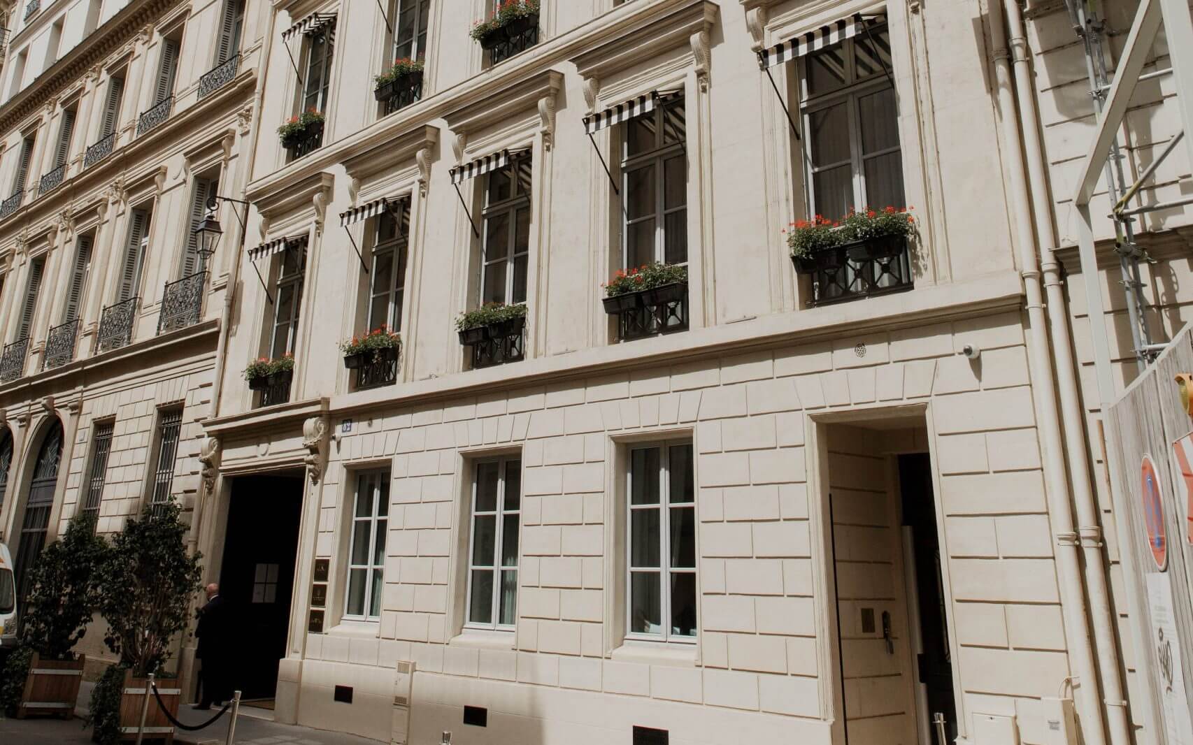 82 rue de Lille, 75007 Paris - Madar Group